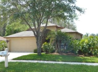 30324 Glenham Ct, Zephyrhills, FL 33543