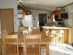 3rd image of 17629 Heritage Ln