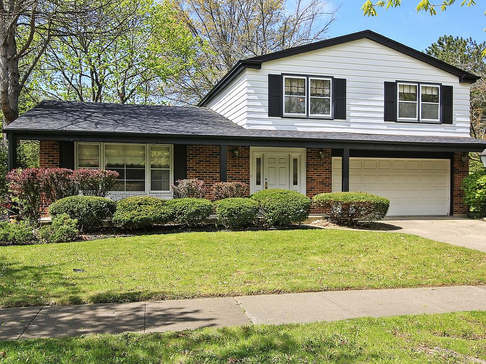 1st image of 2426 Briarford Ln