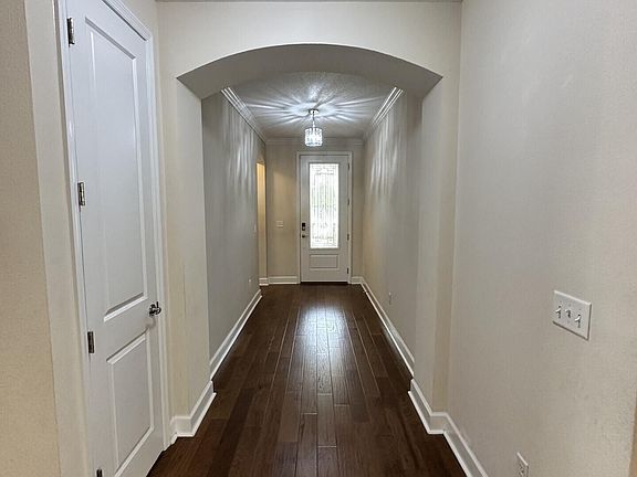 2nd image of 247 Paradise Valley Dr