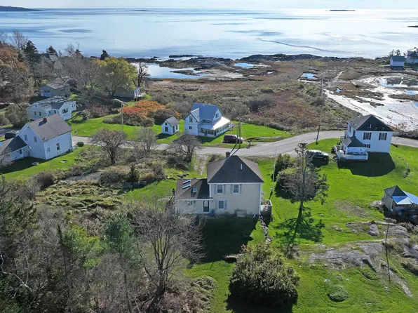 474 Fern Avenue, Long Island, ME 04050