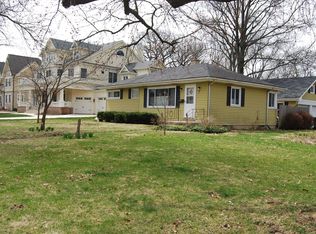 7 S Laird St, Naperville, IL 60540