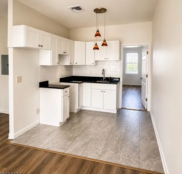253 Morris Ave #3 — Photo 2