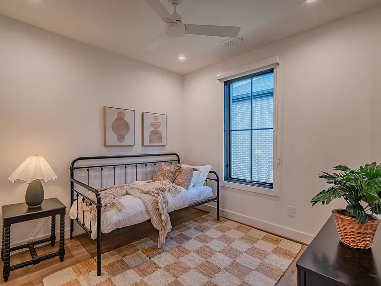 4114 Emerson Ave #3 — Photo 14