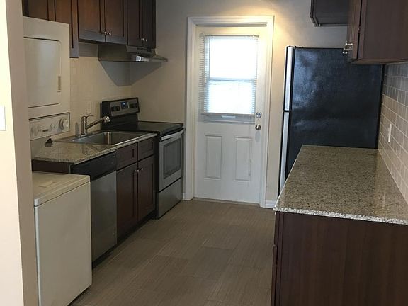 Kitchen - 1