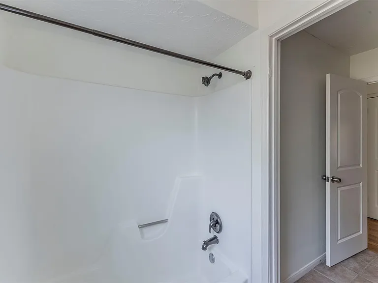 12006 Pine Pass Ct — Photo 26