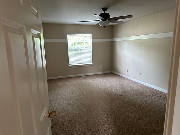 4th image of 1536 McDonald Ave