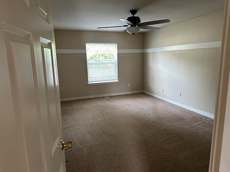 1536 McDonald Ave — Photo 4