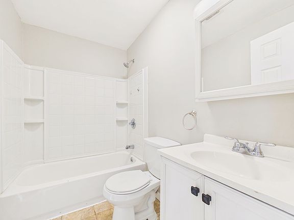 4th image of 1001 N 3rd St APT 3