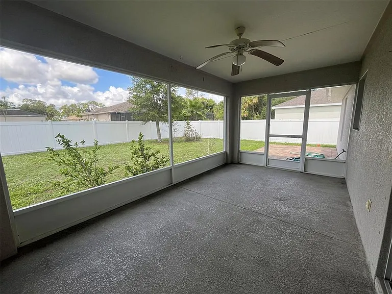 3605 Caballero Ave — Photo 16