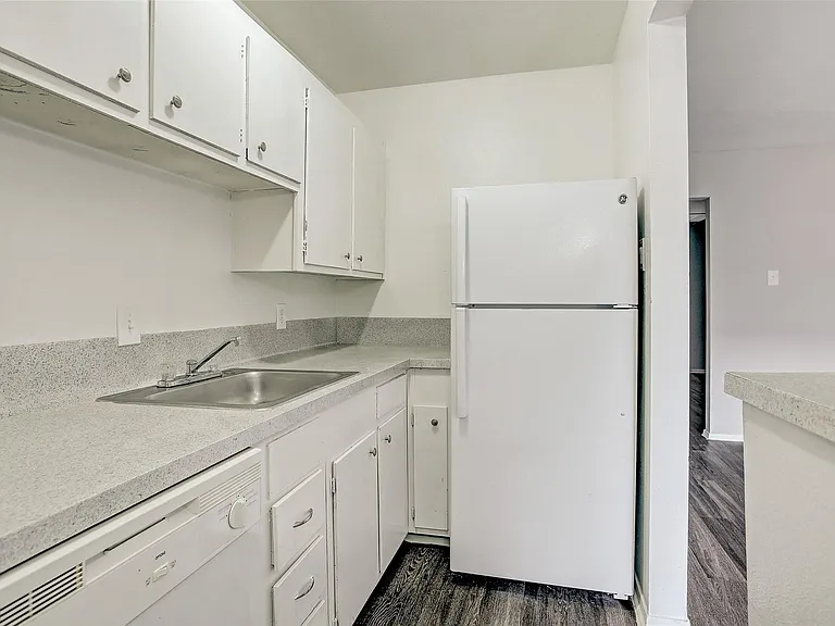 2322 Dunlavy St #10 — Photo 8