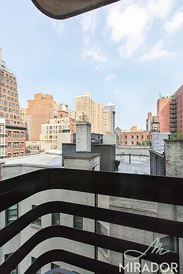 Rented by Mirador Real Estate | media 30