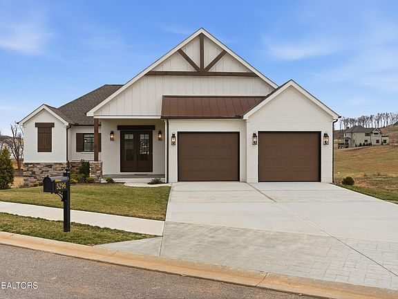 2nd image of 5296 Old Club Rd