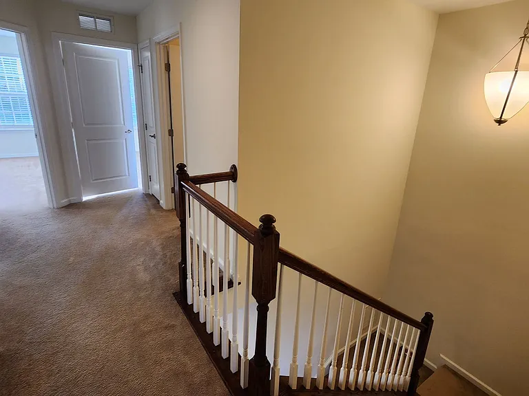 1280 Madison Ln — Photo 10