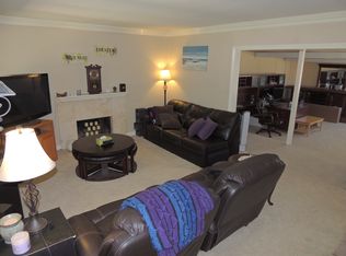 2143 N Studebaker Rd, Long Beach, CA 90815