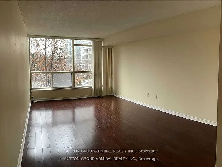 7300 Yonge St #302 — Photo 15