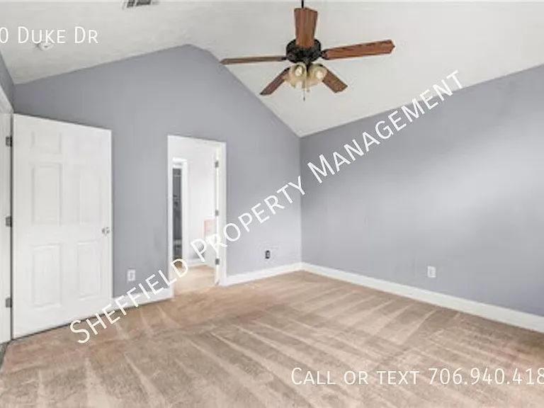 60 Duke Dr — Photo 9