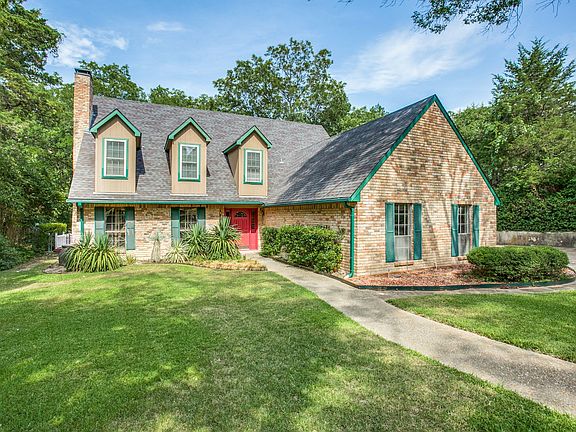277-creekwood-dr-lancaster-tx-High-Res-3.jpg