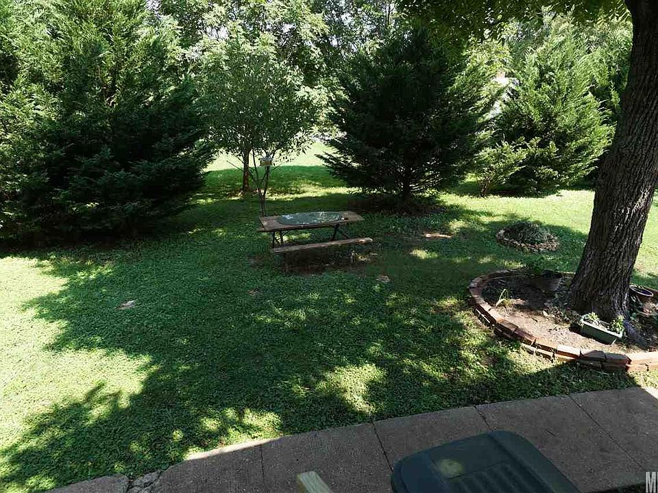 317 S College Ave Newton NC Zillow