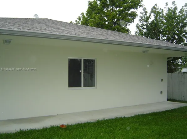 1153 SW 13th St, Miami, FL 33129