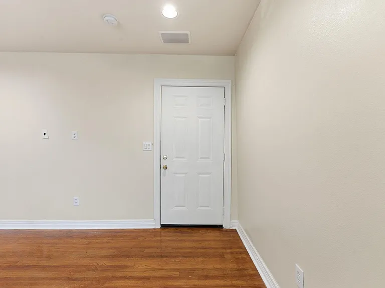 2513 Shakespeare St #3 — Photo 13