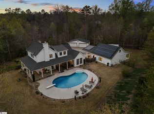 185 Nicholls Dr, Spartanburg, SC 29301