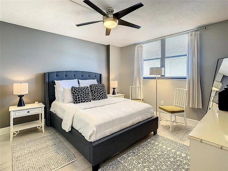 18304 Gulf Blvd #516 — Photo 14