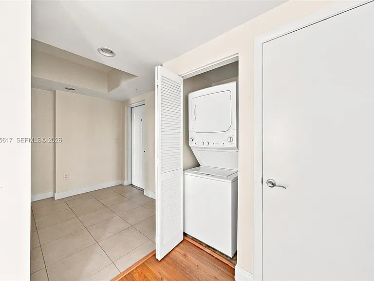7275 SW 90th Way #508 — Photo 32