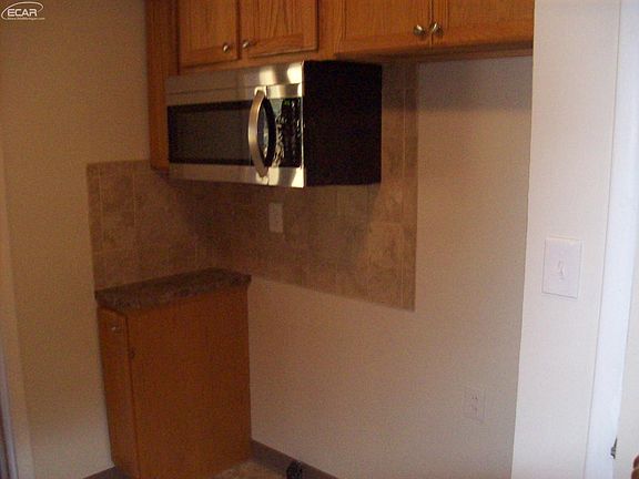 5th image of 2451 Clayward Dr