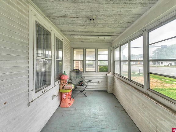 4th image of 1040 E Military Ave