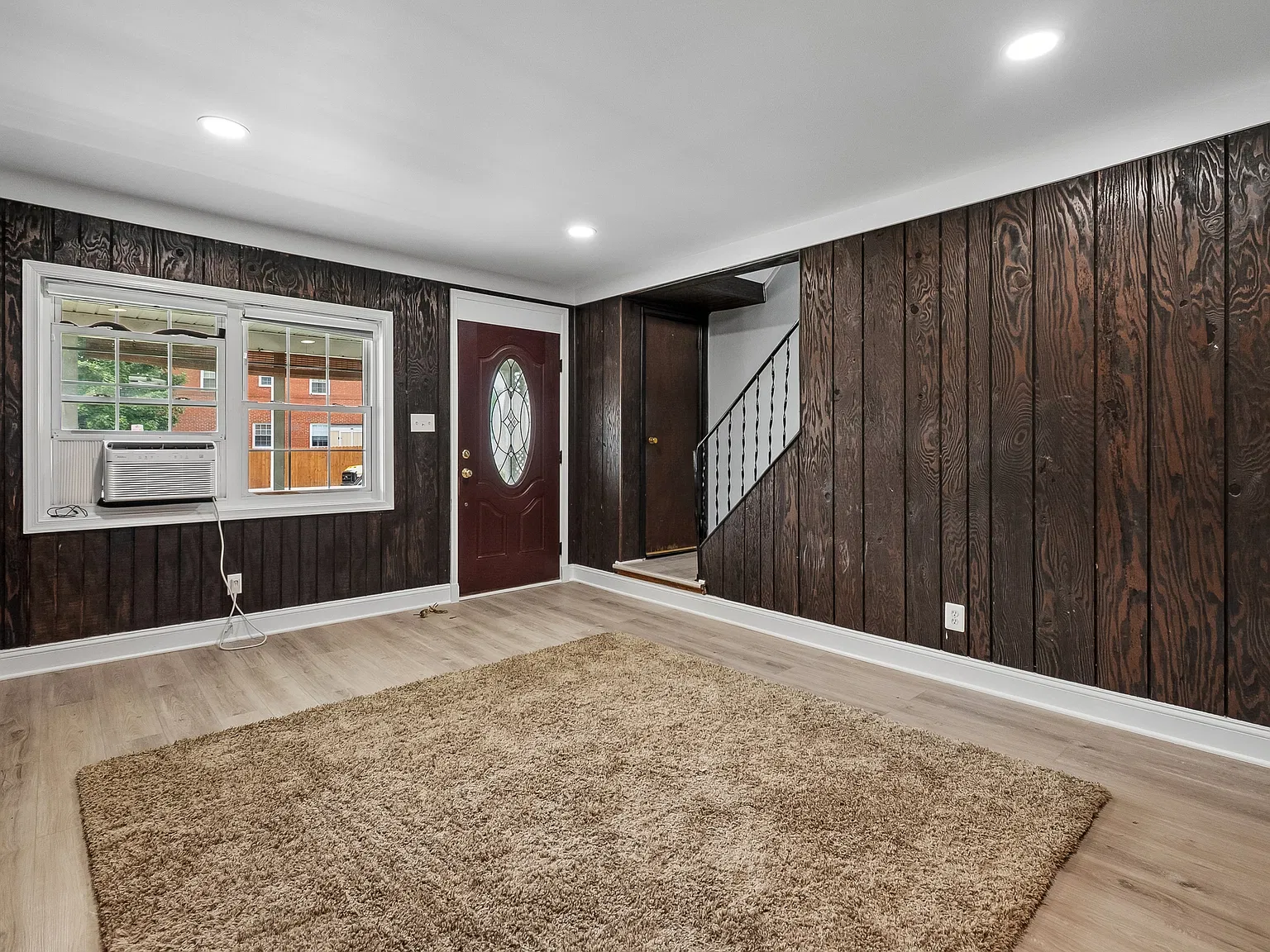 3 bed, 1144 sqft, $2,300 — Photo 3