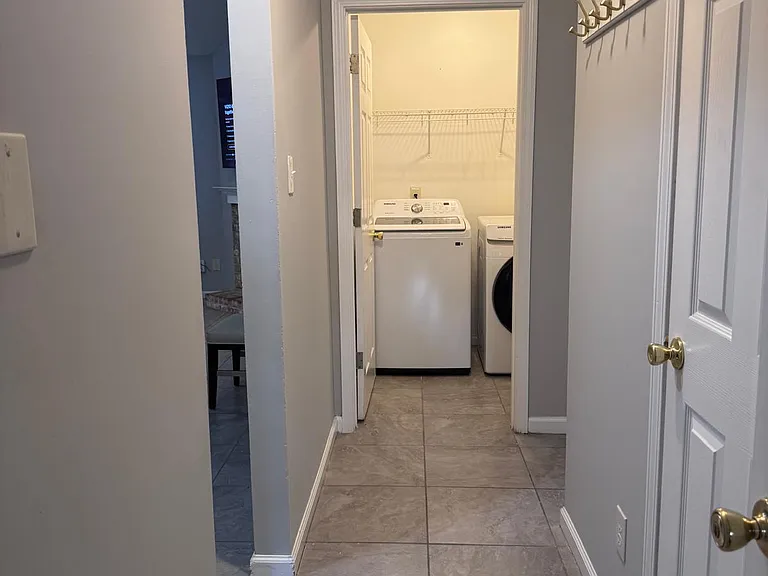 6996 Beringer Dr S — Photo 37