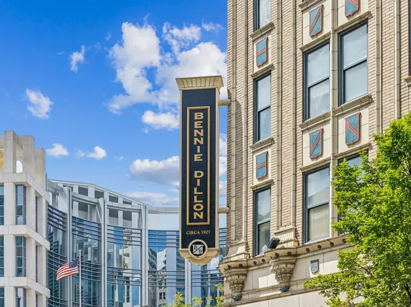 700 Church St APT 708, Nashville, TN 37203