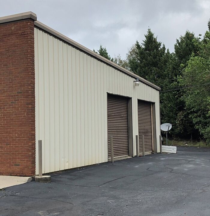 2nd image of 2490 Stone Mountain Lithonia Rd Ste E