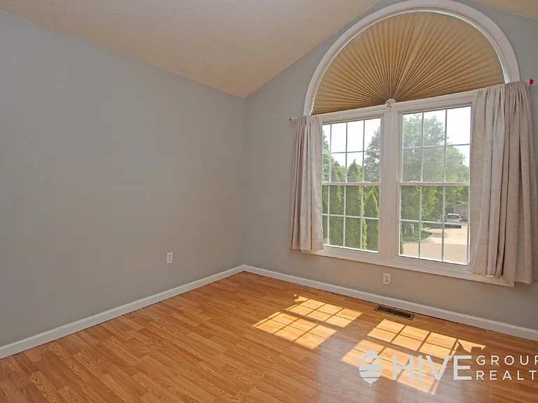 235 Quail Run Dr — Photo 12
