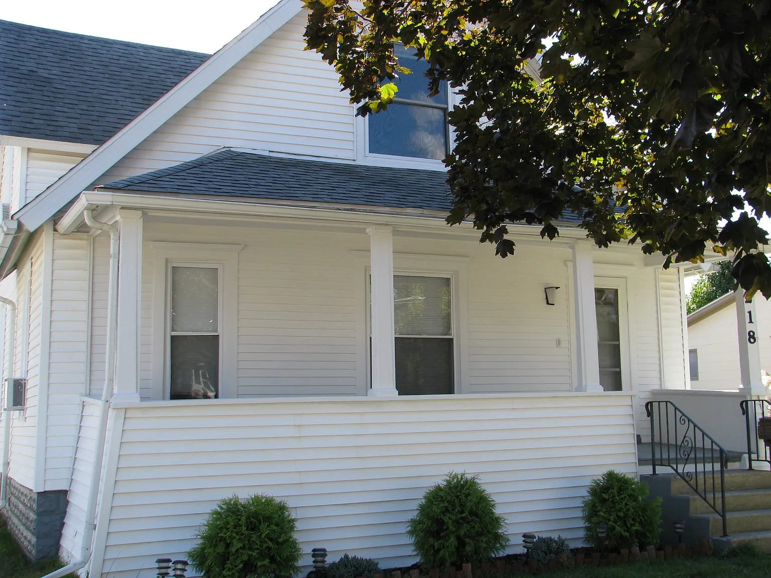 218 Cherry St photo 1