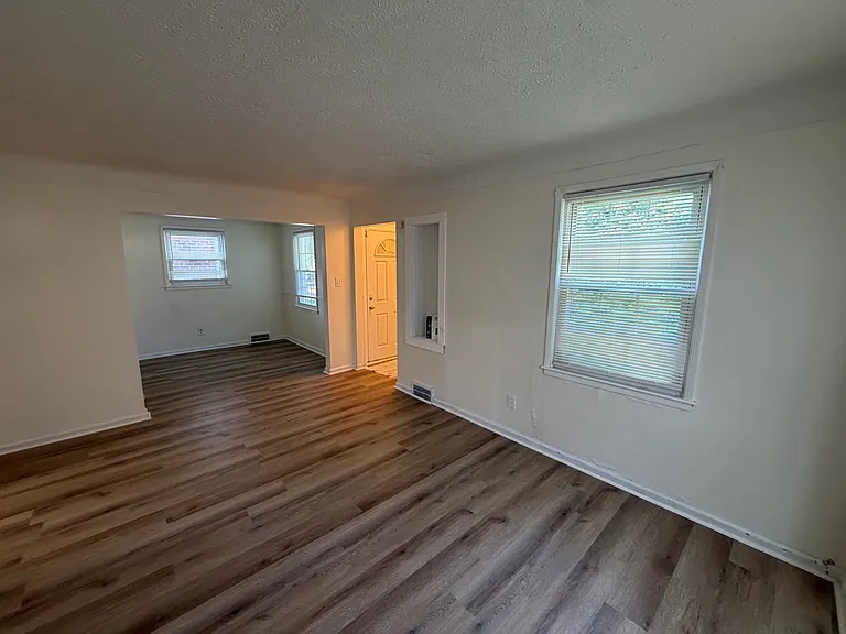 13550 Riverview St — Photo 4