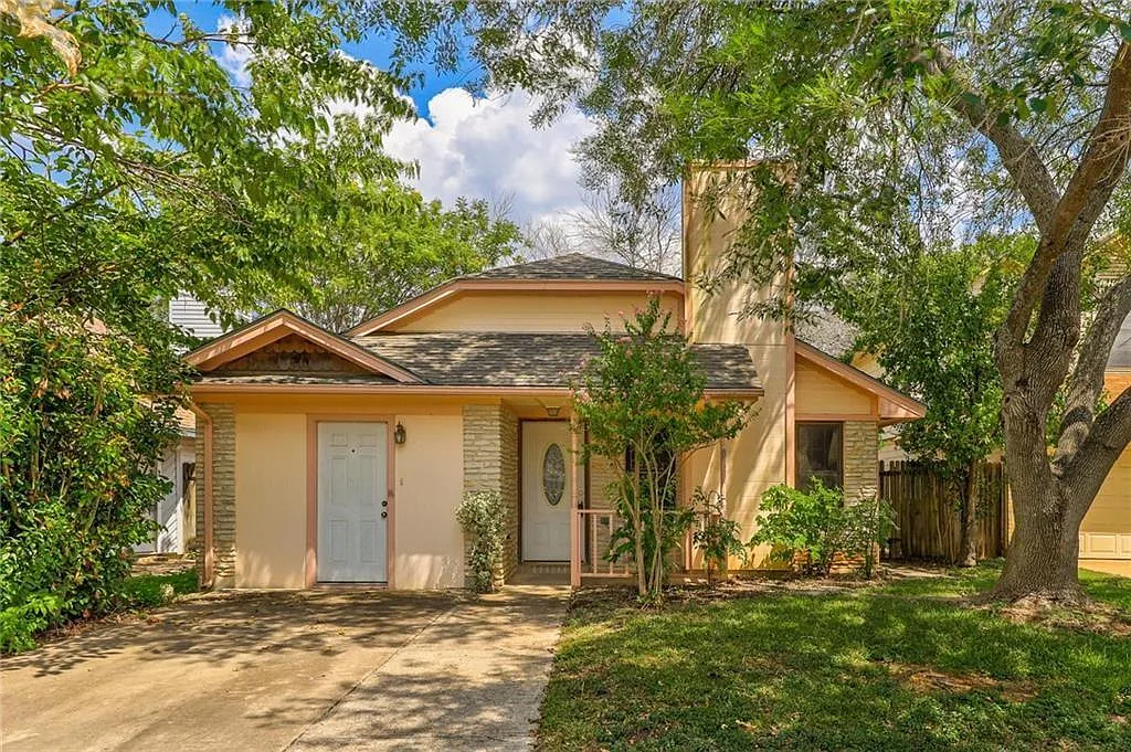 3 bed, 2.0 bath, 1200 sqft, $1,995 — Photo 3