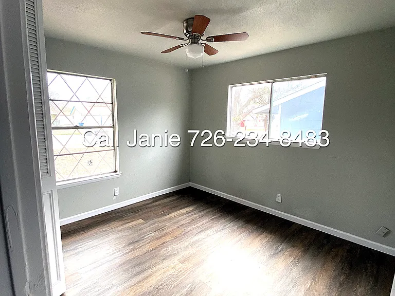 4811 Castle Strm — Photo 11