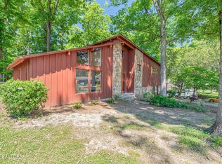 987 Ponder Rd, Knoxville, TN 37923