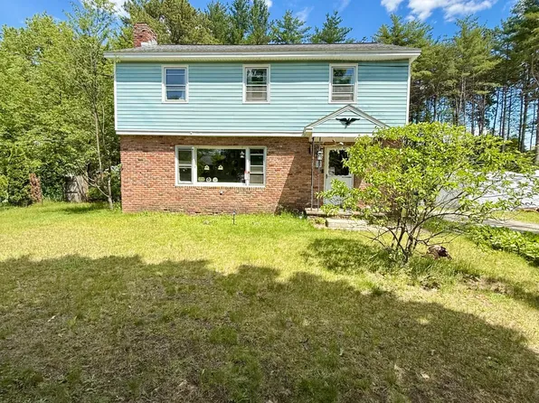 25 Merritt Road, Queensbury, NY 12804