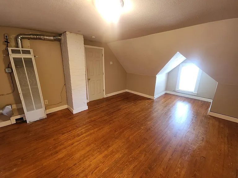 27 Fairview Ave #27B — Photo 15
