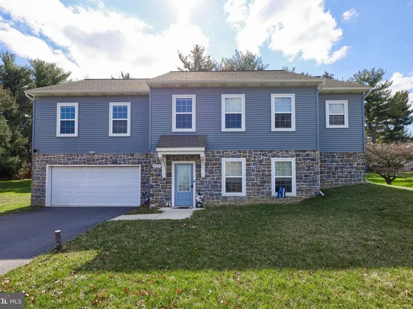 622 Enfield Dr, Lancaster, PA 17601
