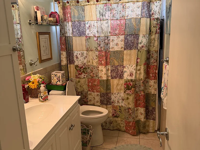 11591 NW 40th Ct — Photo 13
