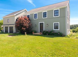 1982 Hinesburg Rd, South Burlington, VT 05403