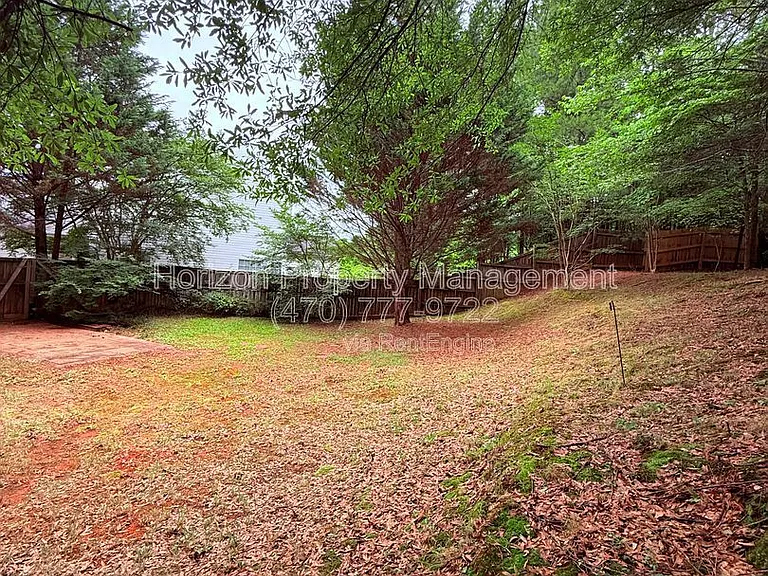 51 Hampton Dr — Photo 20