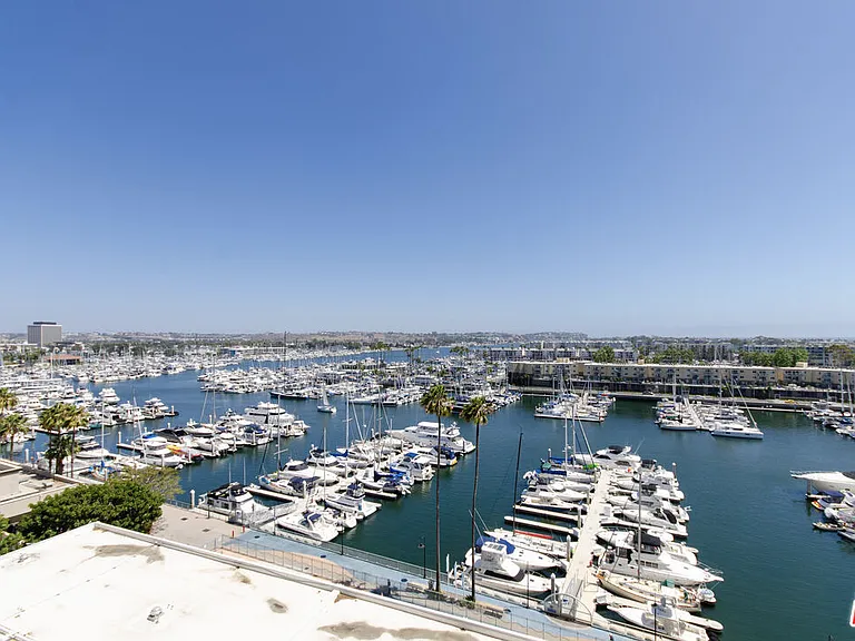 4335 Marina City Dr #642 — Photo 13