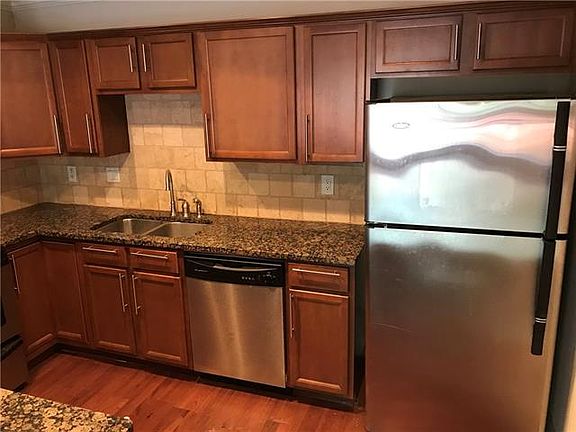 5th image of 5238 Fleetwood Oaks Ave APT 222
