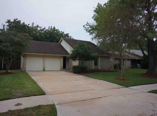 6911 Sandy Knolls Dr, Spring, TX 77379