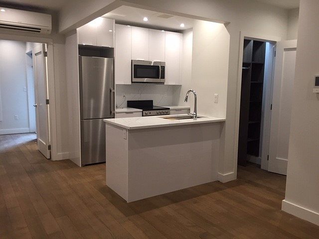 1st image of 1064 Madison Ave APT 12